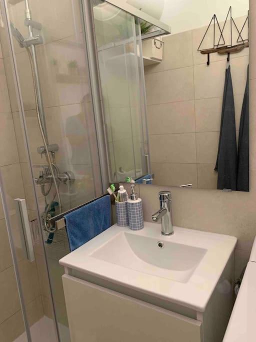 Apartamento Miniloft Con Piscina Caminando A La Playa